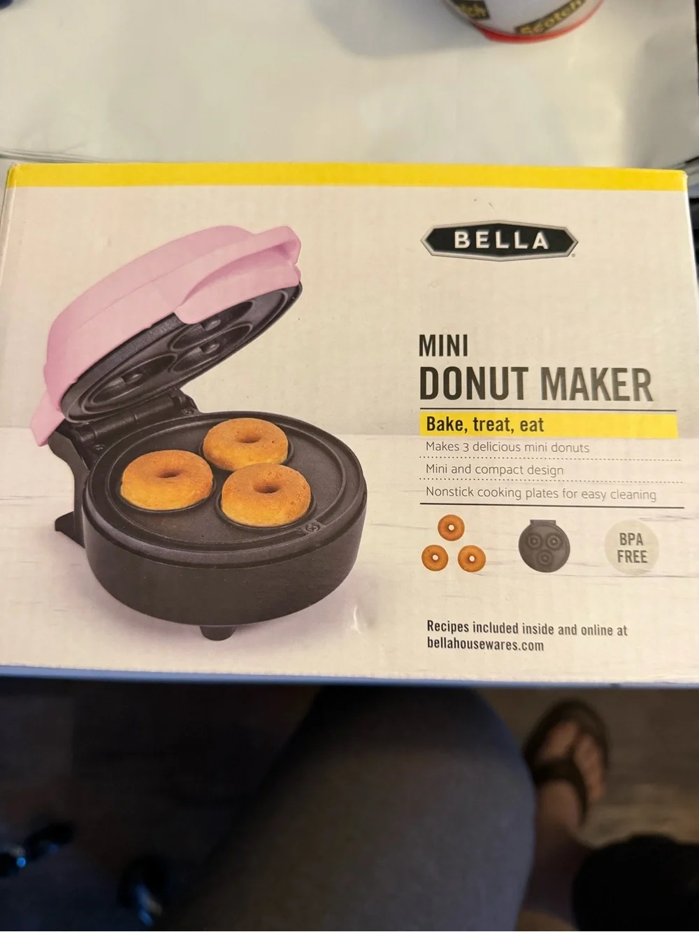 Bella Mini Donut Maker - Pink/Black